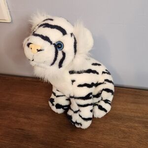 9in Busch Gardens White/Black Tiger Blue Eyes